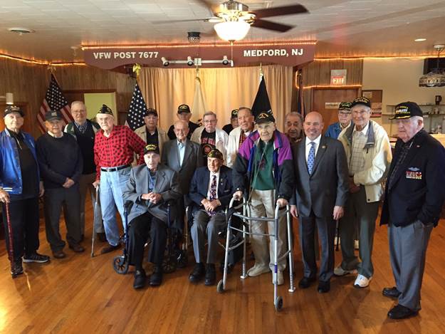 MacArthur Honors WWII Veterans in Medford