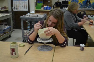Marlton Middle students sculpt bowls, cook soup for “Empty Bowls” charity fundraiser
