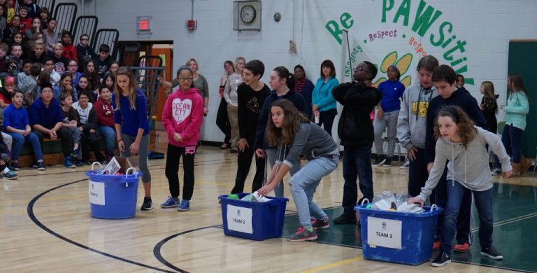 Sixth graders at Beck Middle School ace the SCA Trash Day Challenge