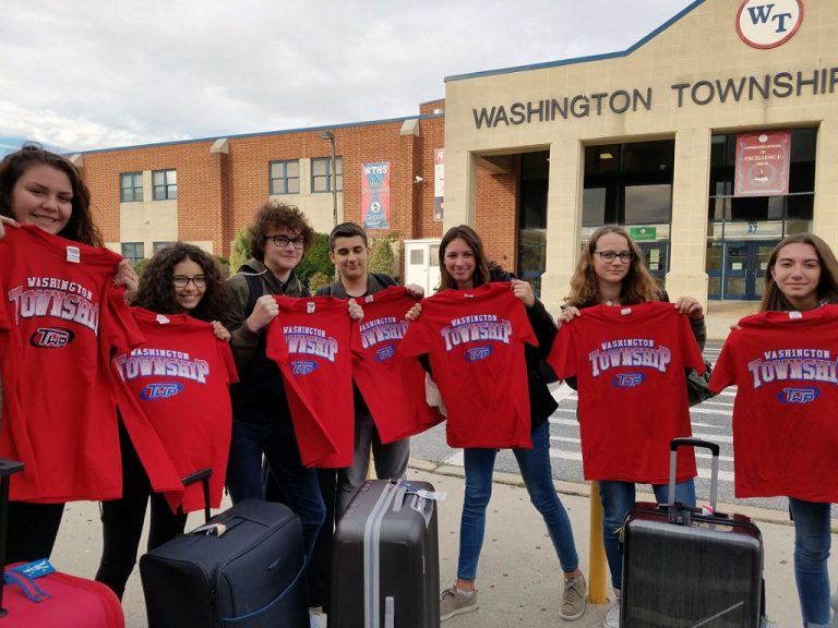 WTHS welcomes foreign exchange students from Northern France