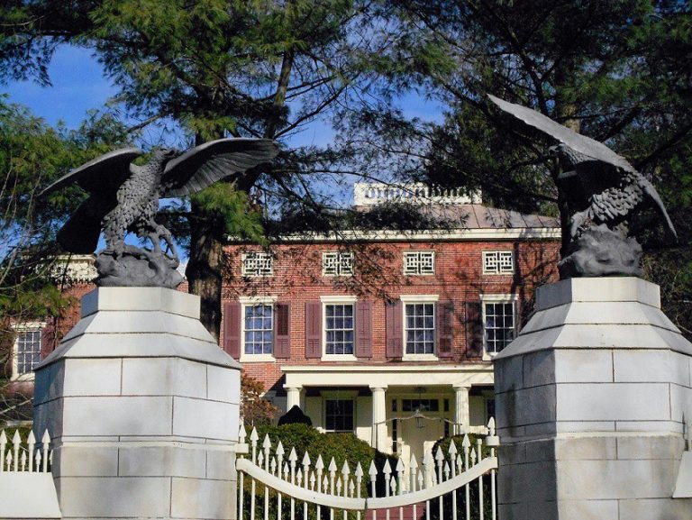 Burlington County clerk to officiate weddings for free at Smithville Mansion