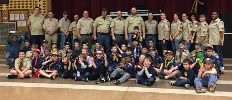 Weekly Roundup: Cub Scout fundraiser, police lieutenant giving back top this week’s stories