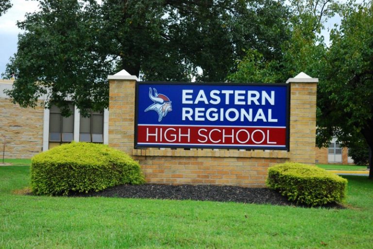 Eastern BOE discusses potential work on roof in first meeting of 2019