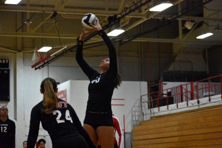 Experienced Cherry Hill East girls volleyball team enters 2018 season with high expectations