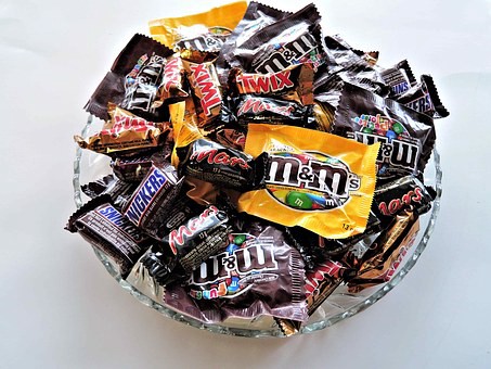 Dentist office offering candy buy back next weekend