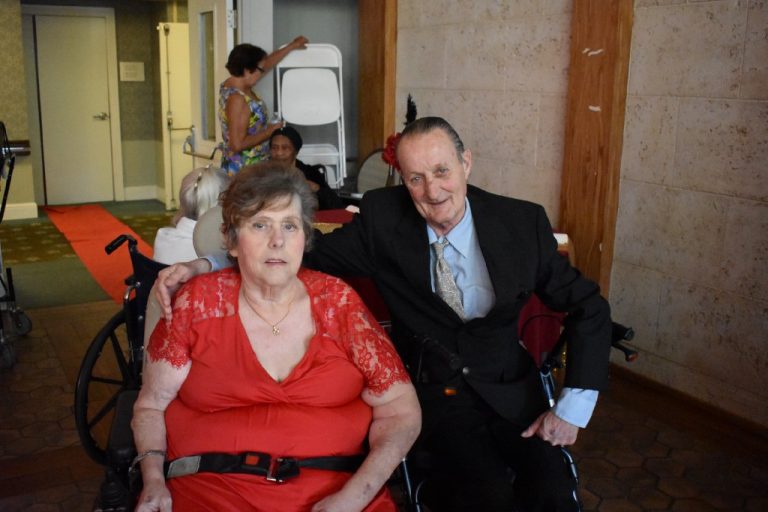 ‘Senior Prom’ gives Cherry Hill nursing home residents chance to relive high school