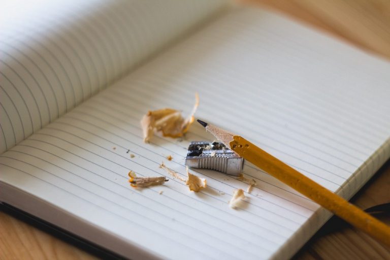 Rotary to host writing contest for high school students