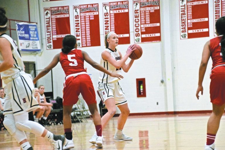 Haddonfield’s Mary Kelly reaches 1,000th point milestone