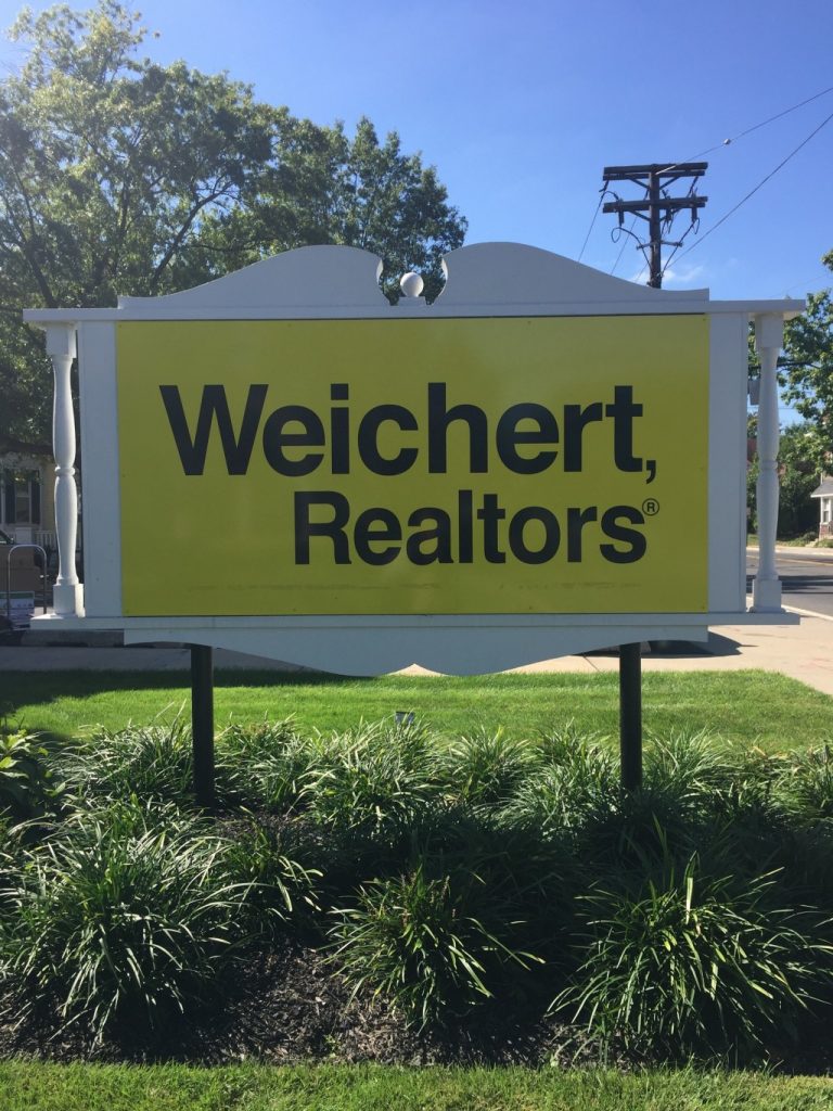 Konzelmann recognized as Weichert’s ‘Manager of the Year’