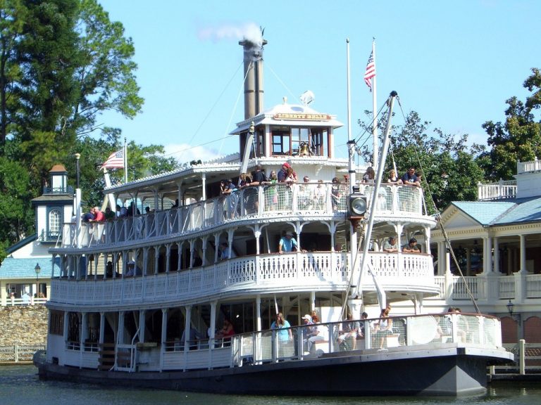 Festival to highlight historic steamboat pier and clubhouse