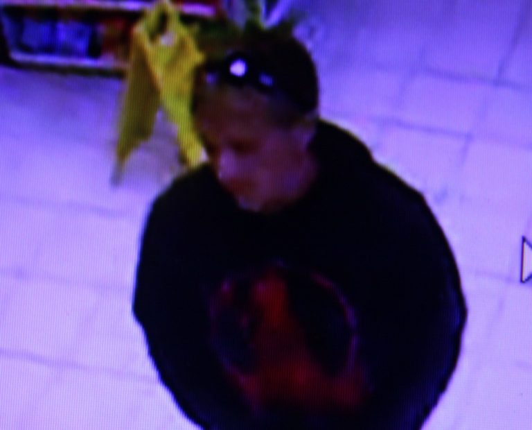 Evesham Police attempting to identify man suspected of assaulting gas station pump attendant