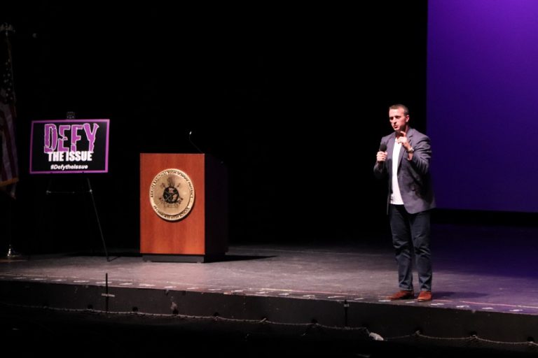 Former NBA player Chris Herren speaks to LRHSD parents about danger of addiction