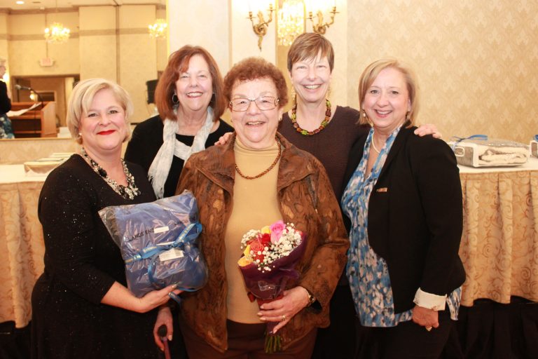 Samaritan Healthcare & Hospice recognizes Mt. Laurel woman for 3,000 volunteer hours