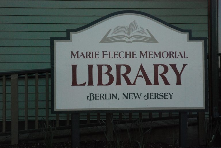 Friends of the Marie Fleche Memorial Library fundraiser