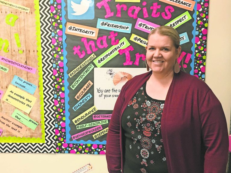 Beth Green named Cinnaminson Middle School Educator of the Year