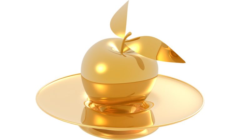 Golden Apple Award recognizes standout Cinnaminson High staffers