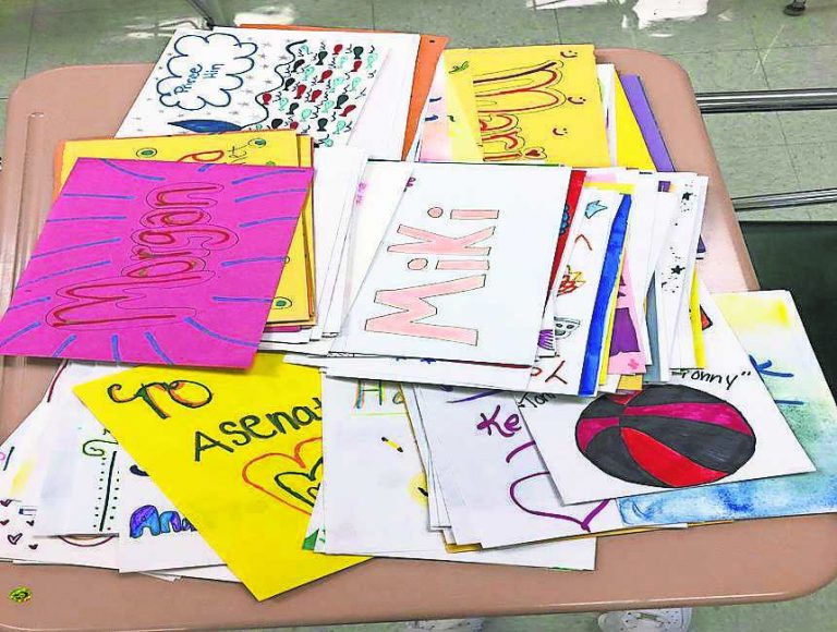 Clearview teacher sends Kenyan students personalized letters