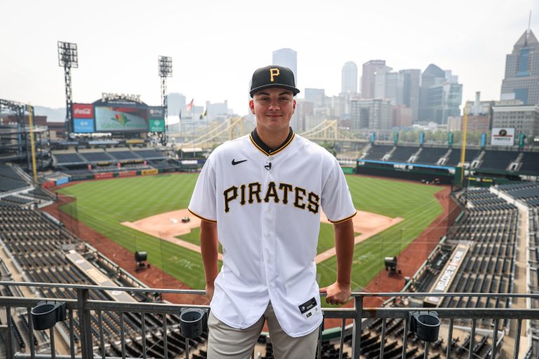 From Crusader to Pirate: Solometo signs deal with Pittsburgh