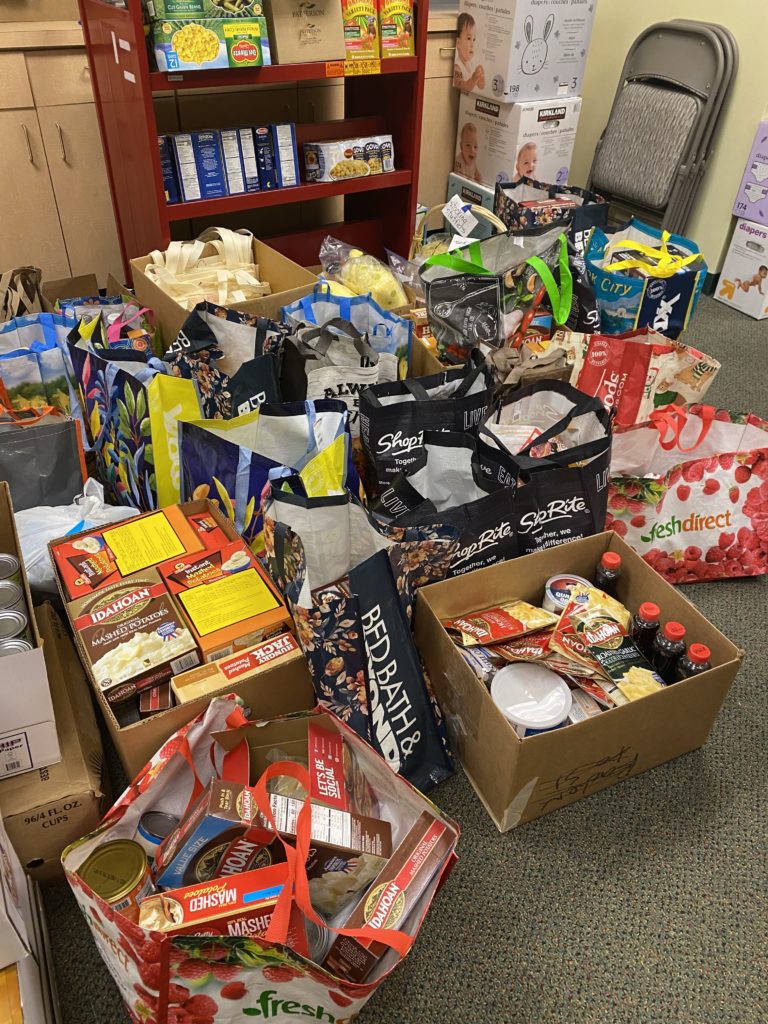 Moorestown Home and School collects holiday food donations