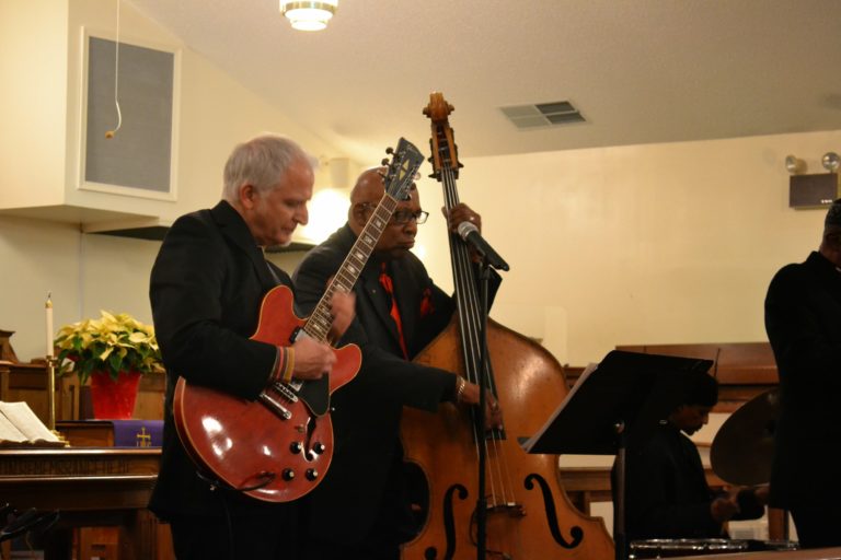 Moorestown church resumes jazz vespers service