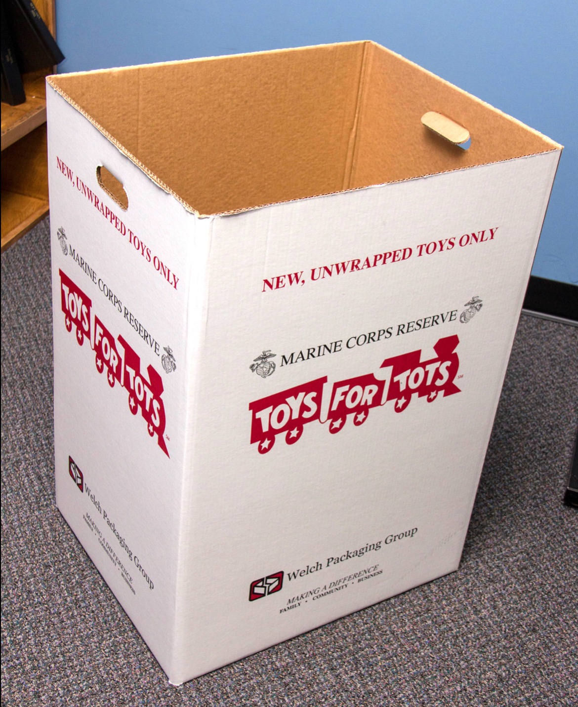 Medford Wireless Zone continues annual tradition of Toys for Tots The