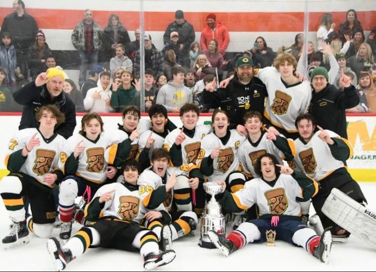 Clearview ice hockey team wins first SJHSHL Tier I title since 2001