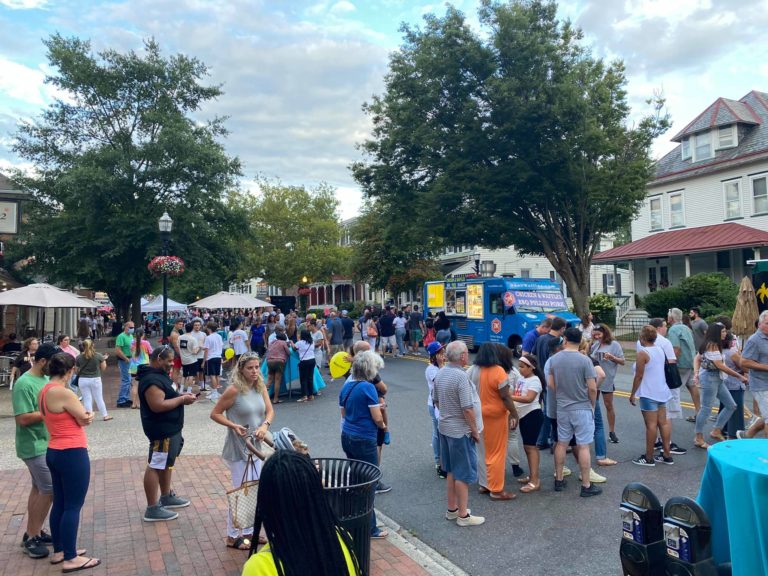 Moorestown celebrates end of summer with food