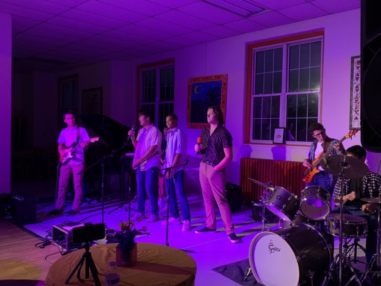 Teenagers take center stage at Cafe Live