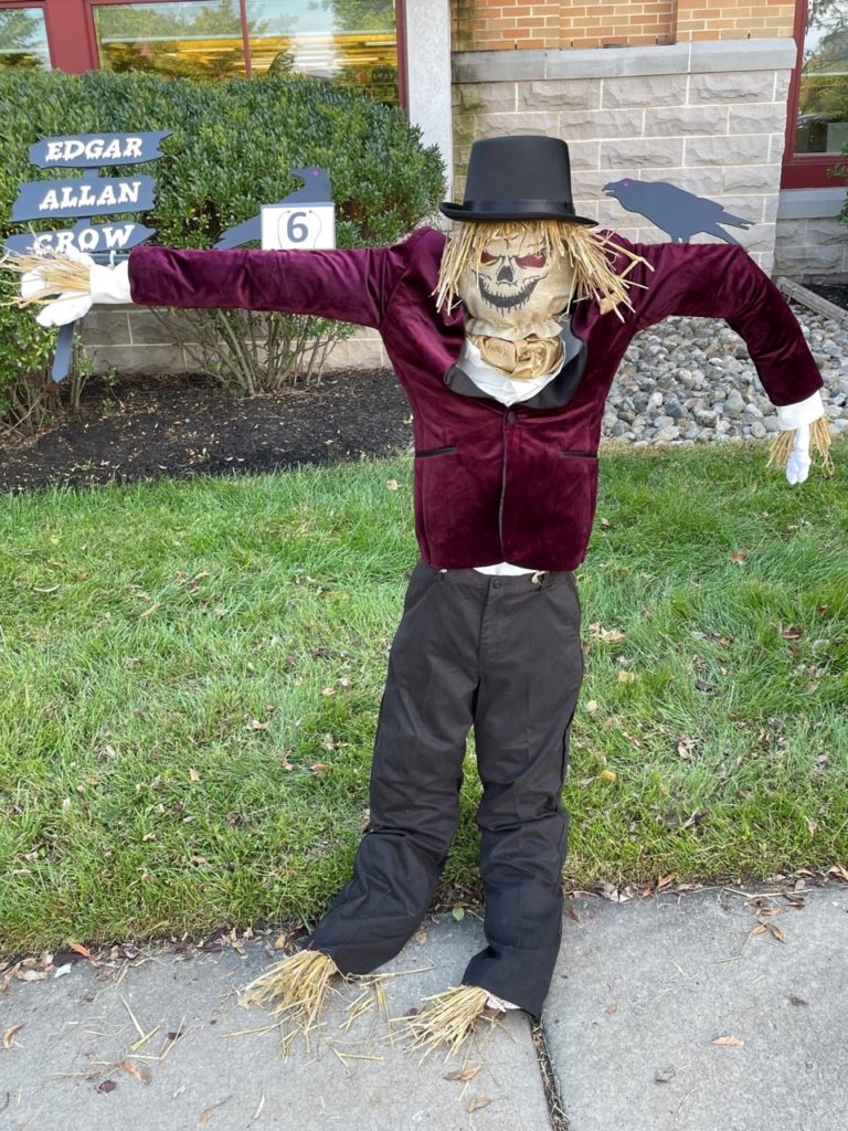 Library kicks off scarecrow contest