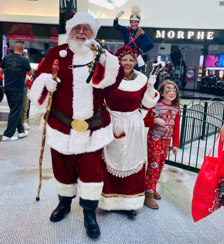 Cherry Hill Mall promotes holiday spirit with several events