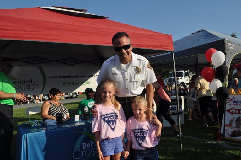 Police interact with community for National Night Out