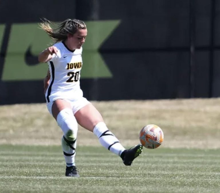New digs, no problem for former Eastern soccer star