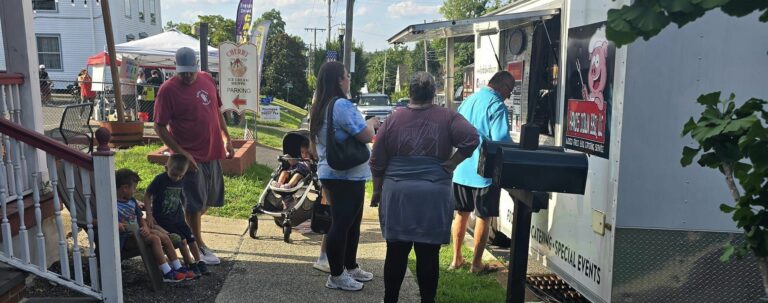 Food truck event draws large crowd to Main Street
