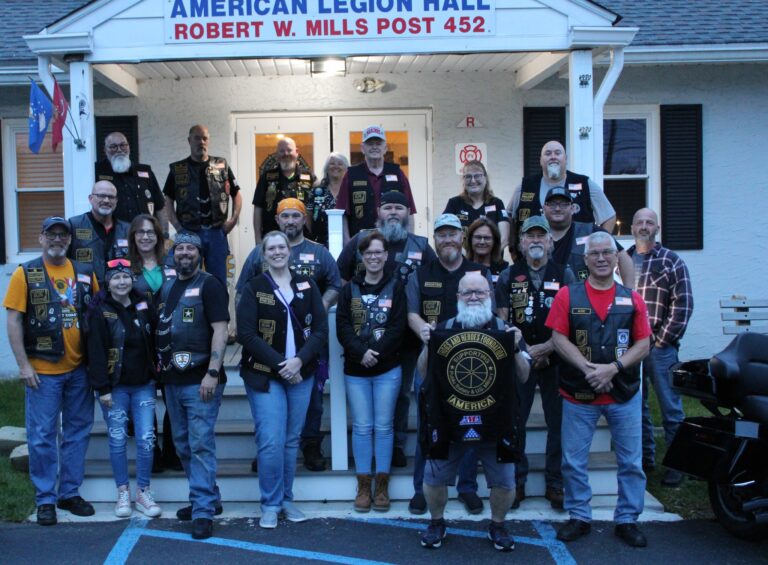 Hogs and Heroes raise funds for vets at bike night