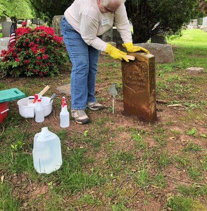 PHOTO COURTESY OF ELMWOOD CEMETERY