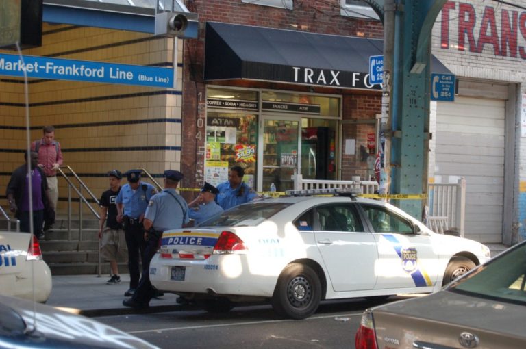 Trax Foods clerk killed in Kensington South robbery