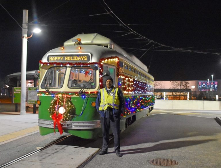 Holly, jolly trolley