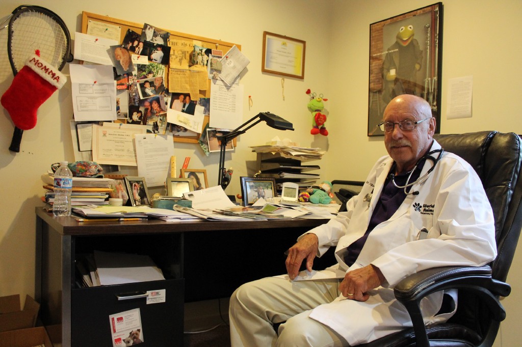 MATT SCHICKLING / WIRE PHOTO Huntingdon Valley veterinarian Dr. Donald Shields, 77, practices at the World of Animals At Bethayres. He sold his practice in 2010, but stayed on board to work three days a week.html-charsetutf-8