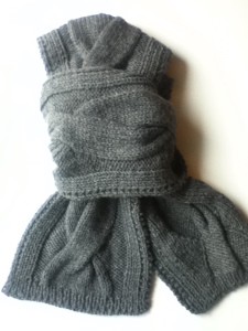 Knits2Go: Jumbo Cable Scarf