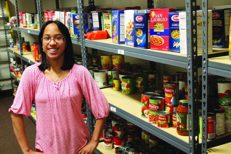 Taking stock: Horsham teen organizes neighborhood food drive