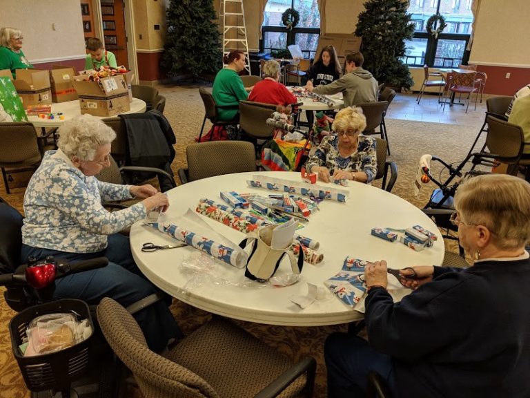 600 local seniors to receive gifts this holiday season