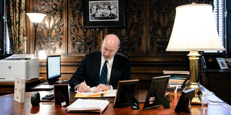 Wolf signs executive order to create PA State Law Enforcement Citizen Advisory Commission
