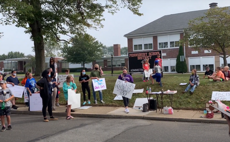 Pennsbury parents unite to reopen schools