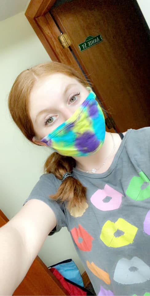 Local teens make masks to support Sunshine Foundation