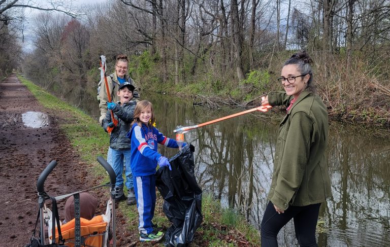 Delaware Canal clean up