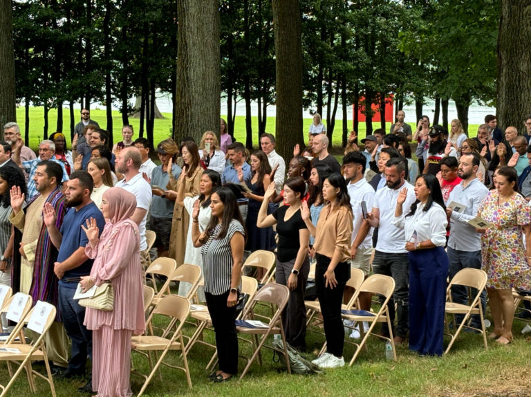 50 immigrants become U.S. citizens at Pennsbury Manor